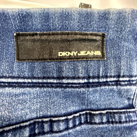 Dkny Jeans Bermuda Shorts  Small Denim pull-on stretch women's blue - Picture 9 of 11